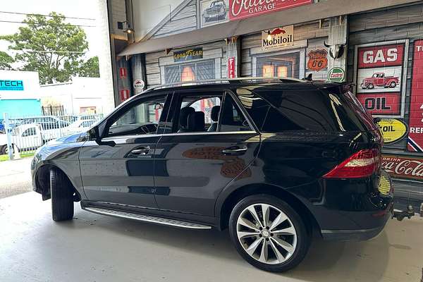 2012 Mercedes-Benz M-Class ML350 BlueTEC W166