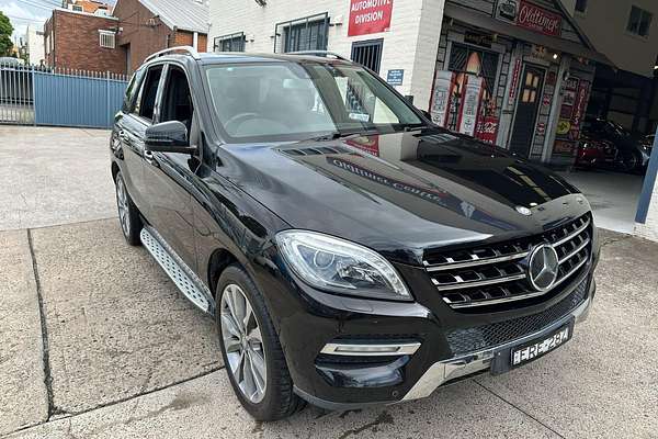 2012 Mercedes-Benz M-Class ML350 BlueTEC W166