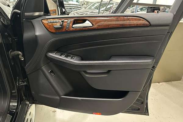 2012 Mercedes-Benz M-Class ML350 BlueTEC W166