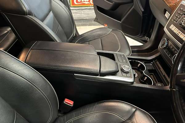 2012 Mercedes-Benz M-Class ML350 BlueTEC W166