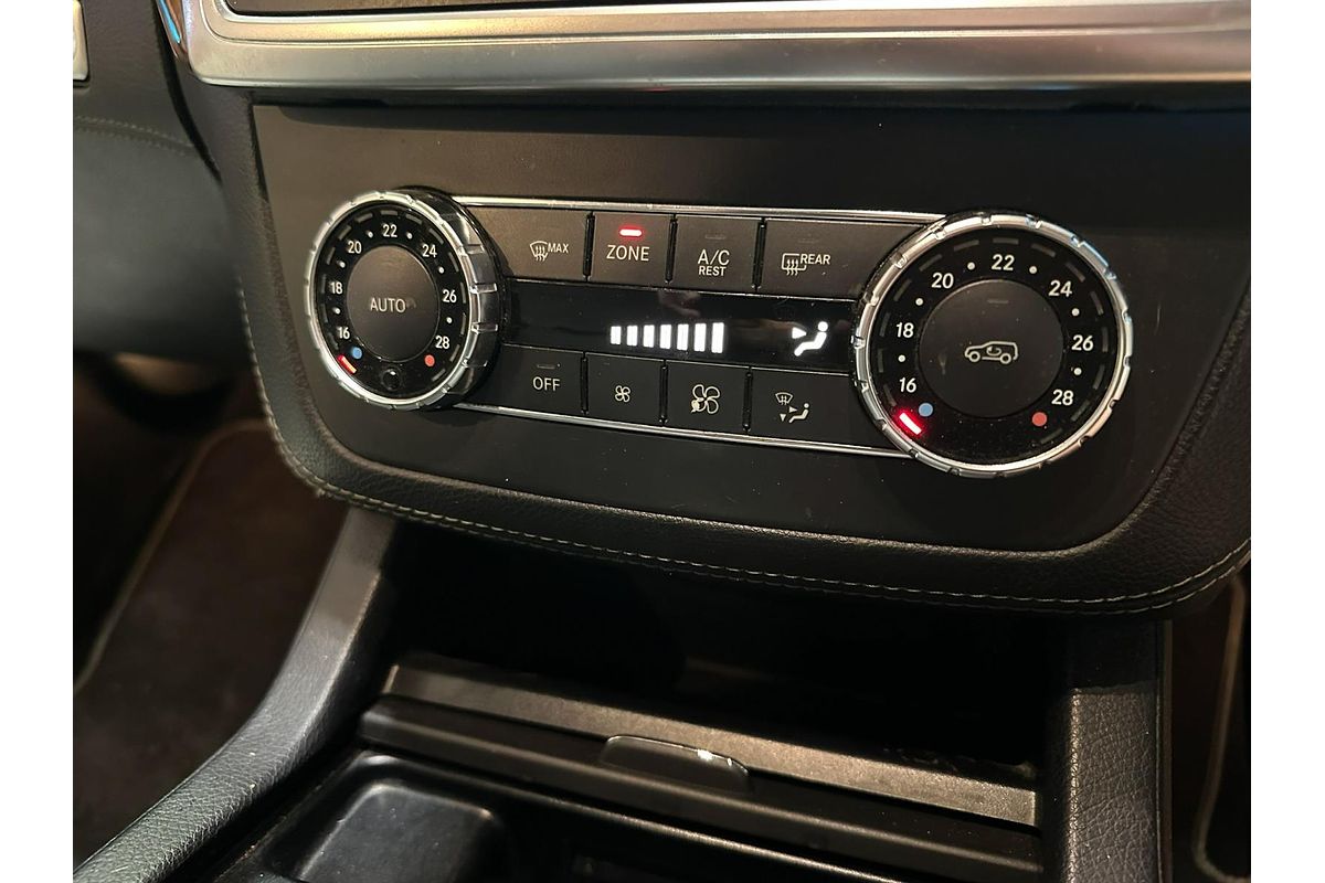 2012 Mercedes-Benz M-Class ML350 BlueTEC W166