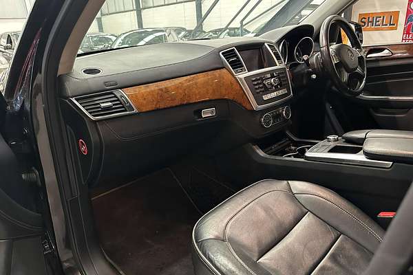 2012 Mercedes-Benz M-Class ML350 BlueTEC W166