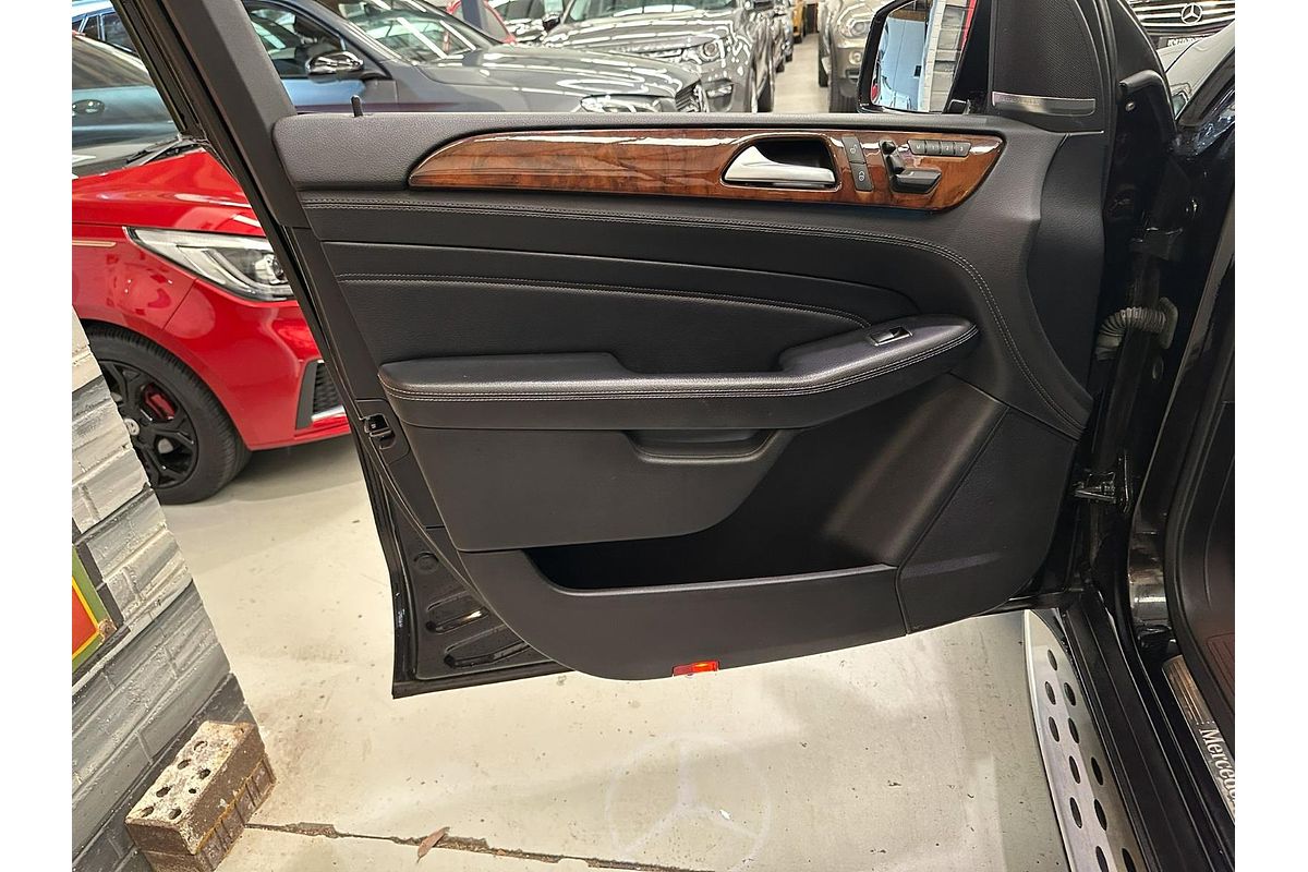 2012 Mercedes-Benz M-Class ML350 BlueTEC W166