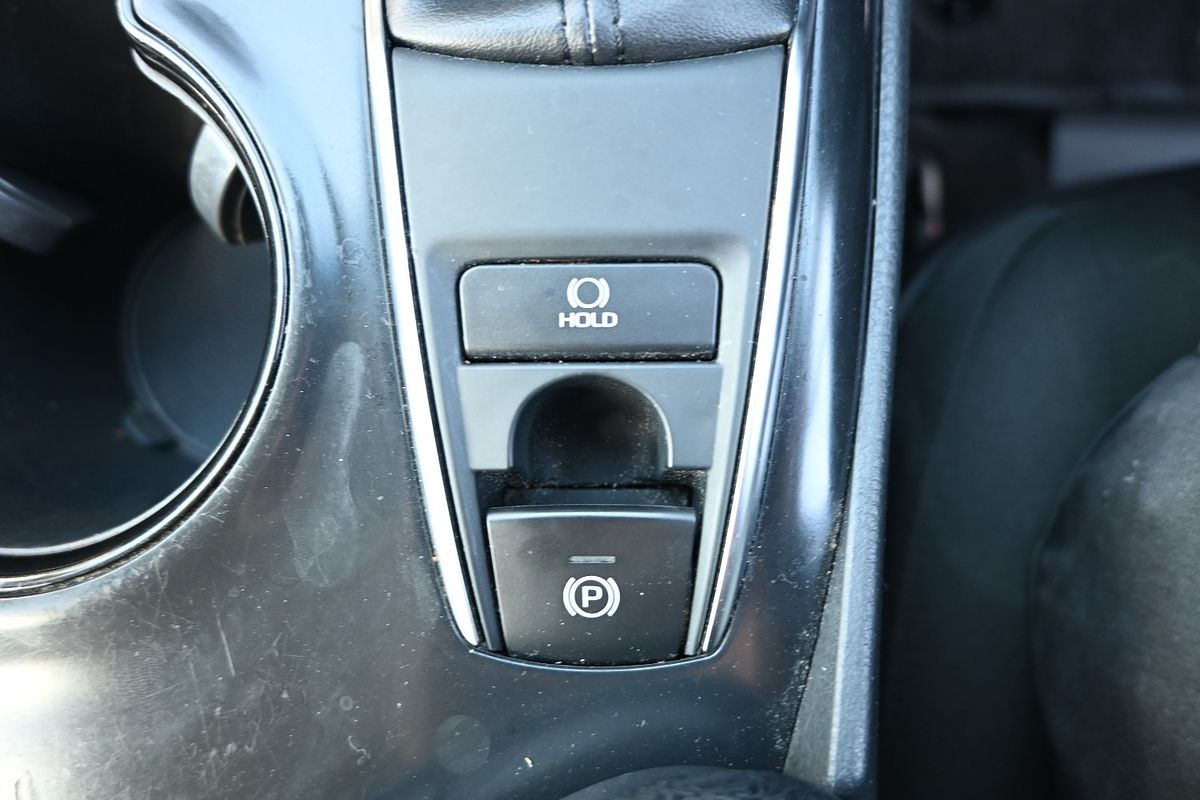 2019 Toyota Camry Ascent Sport ASV70R