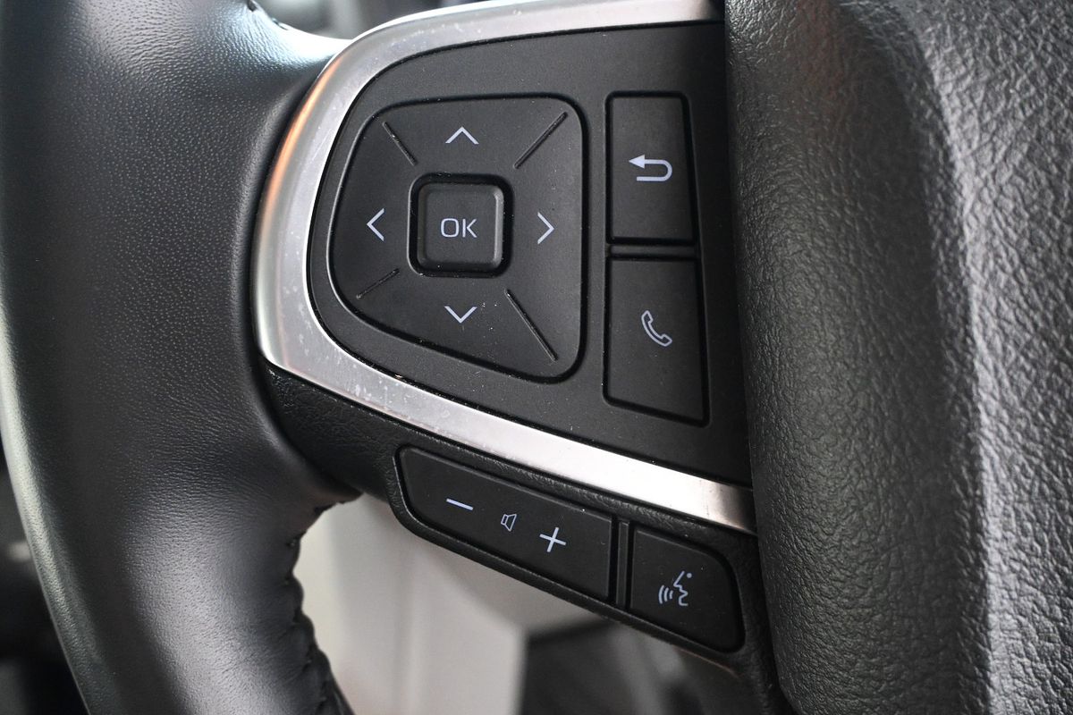 2023 Toyota Hiace GDH300R LWB
