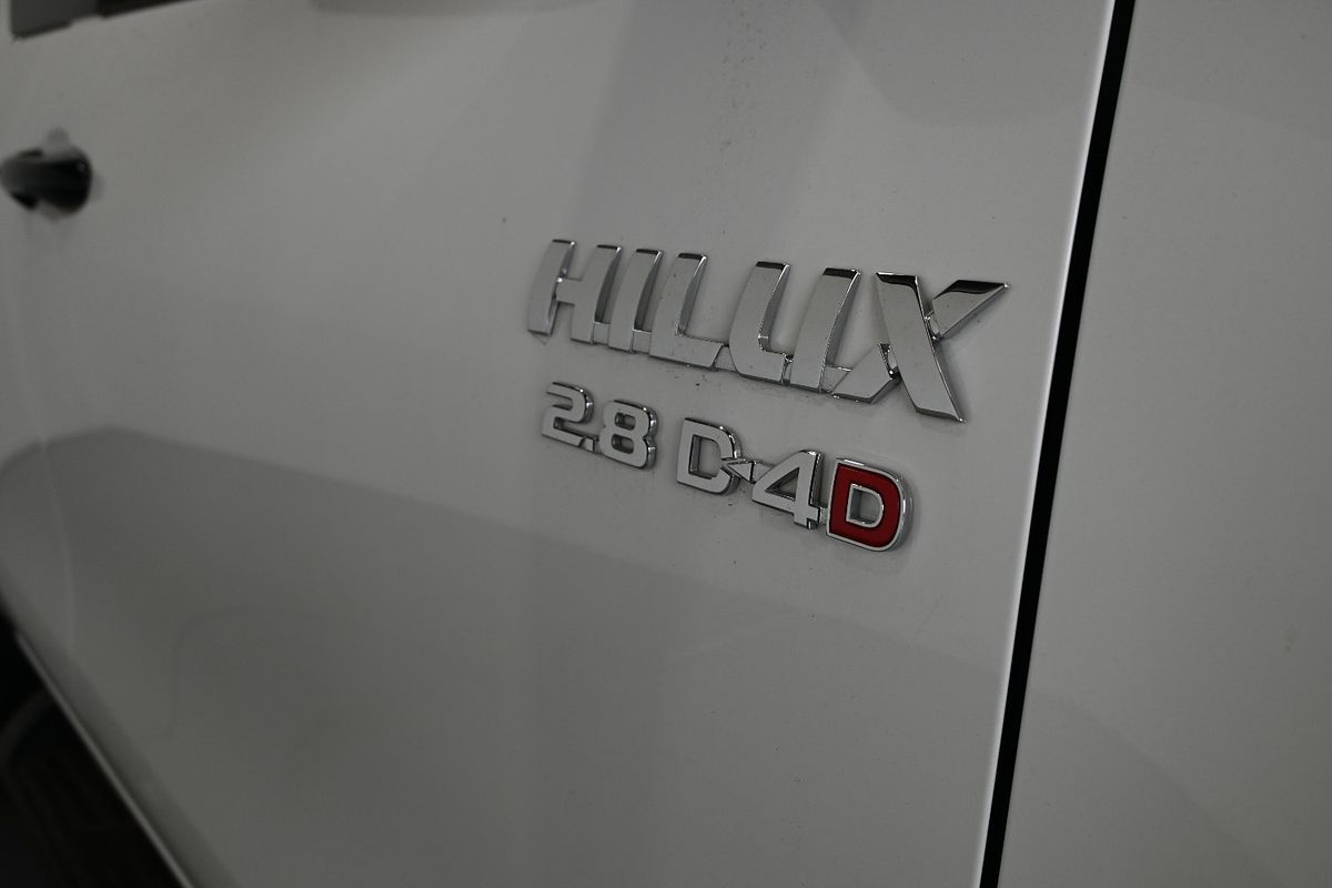 2024 Toyota Hilux SR5 GUN126R 4X4
