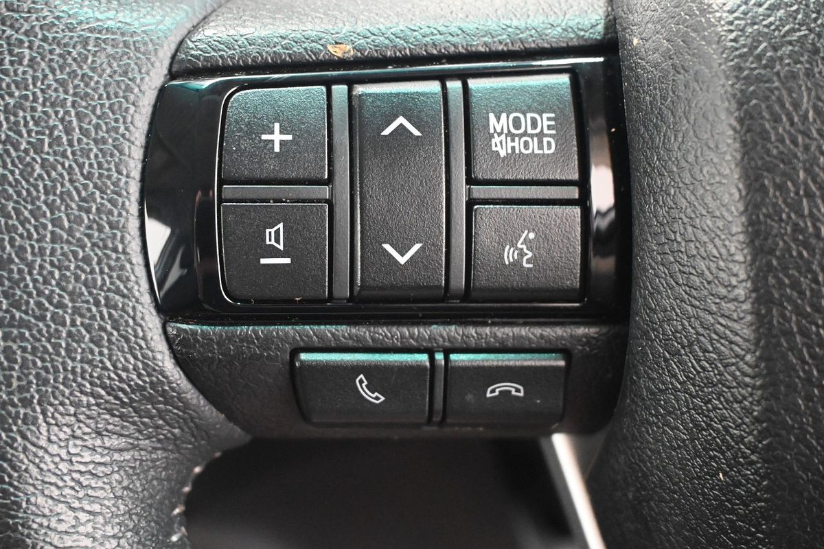 2024 Toyota Hilux SR5 GUN126R 4X4