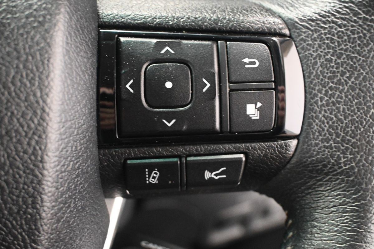 2024 Toyota Hilux SR5 GUN126R 4X4