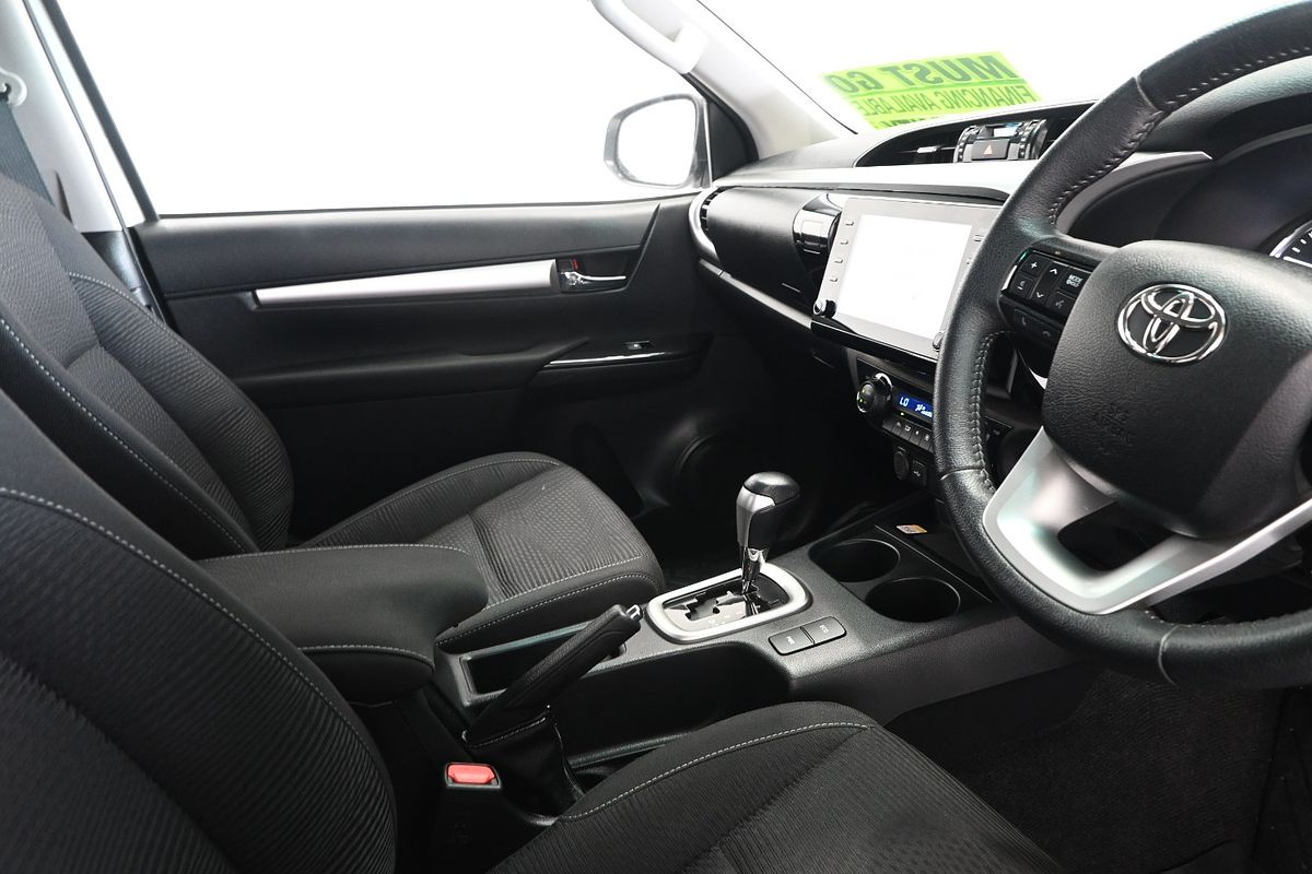2024 Toyota Hilux SR5 GUN126R 4X4