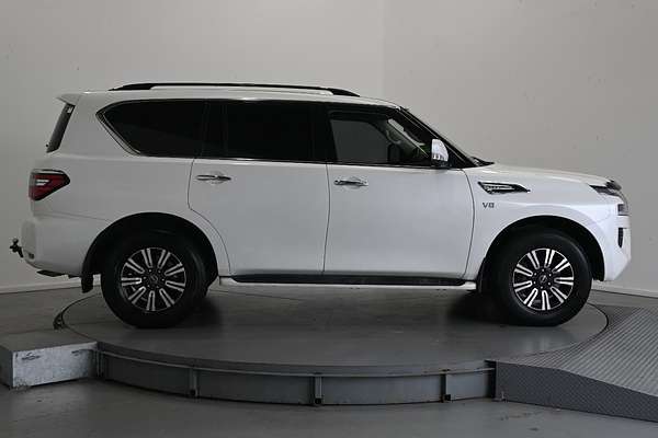 2023 Nissan Patrol Ti Y62