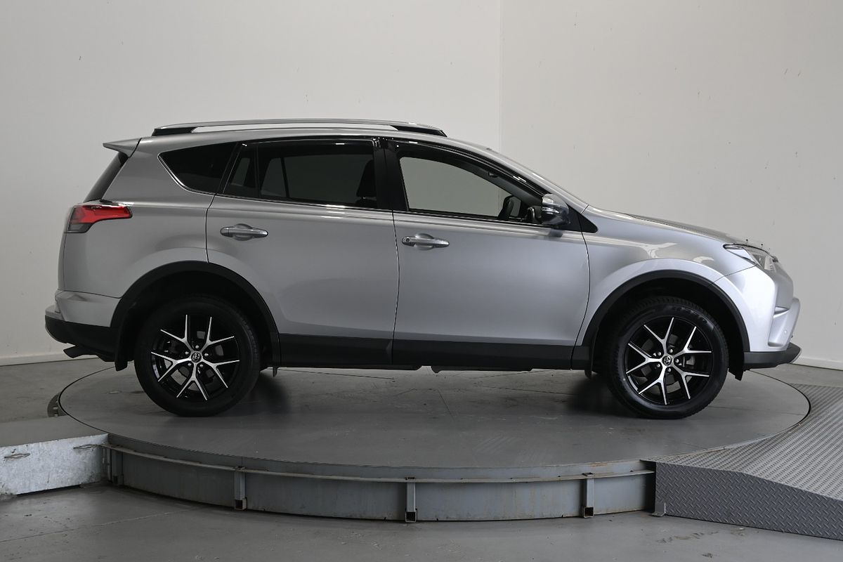 2018 Toyota RAV4 GXL ZSA42R