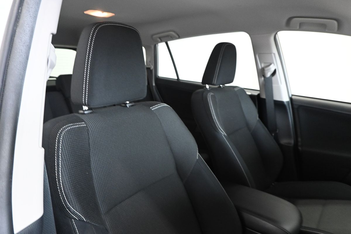 2018 Toyota RAV4 GXL ZSA42R