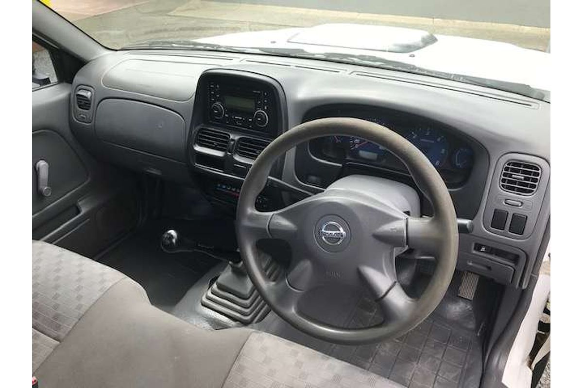 2010 Nissan Navara DX D22 Rear Wheel Drive
