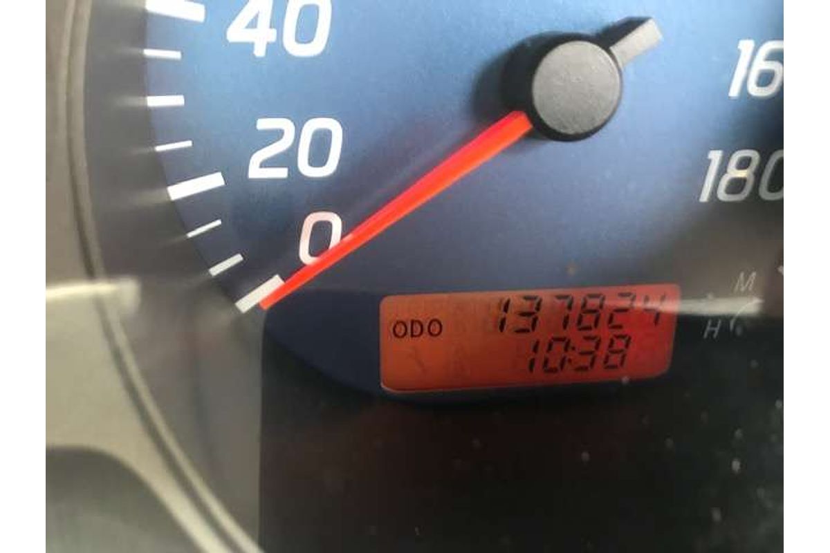 2010 Nissan Navara DX D22 Rear Wheel Drive