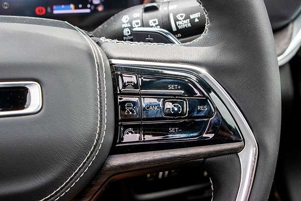 2023 Jeep Grand Cherokee Overland WL
