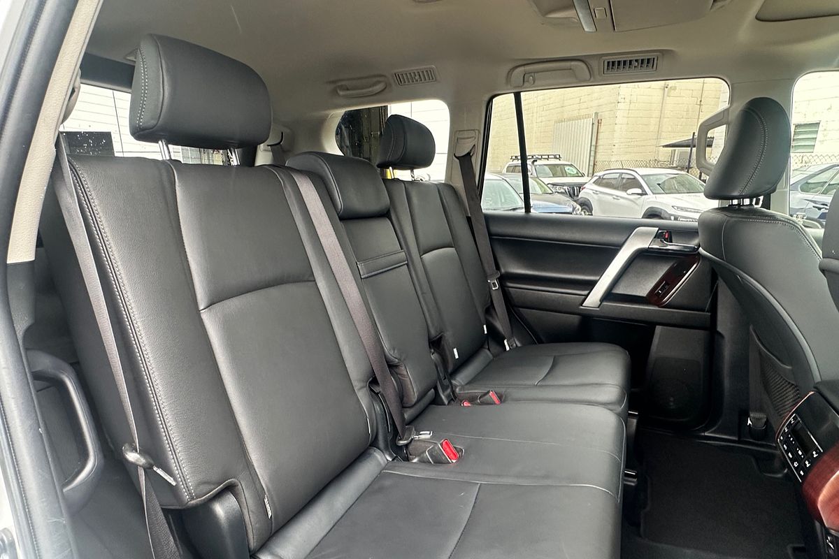 2016 Toyota Landcruiser Prado Kakadu GDJ150R