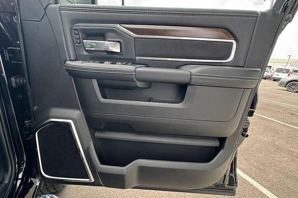 2024 RAM 2500 Laramie Rambox DJ 4X4