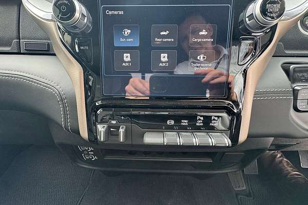 2024 RAM 2500 Laramie Rambox DJ 4X4