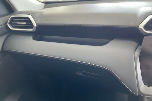 2024 MG ZS
