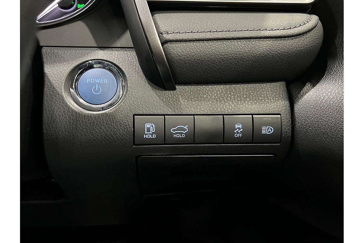 2024 Toyota Camry Ascent AXVH70R