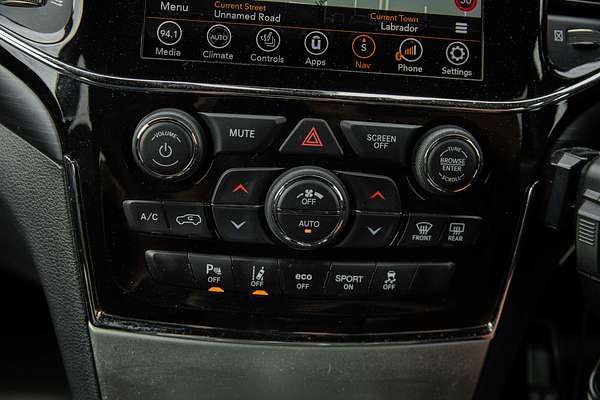 2021 Jeep Grand Cherokee Night Eagle WK