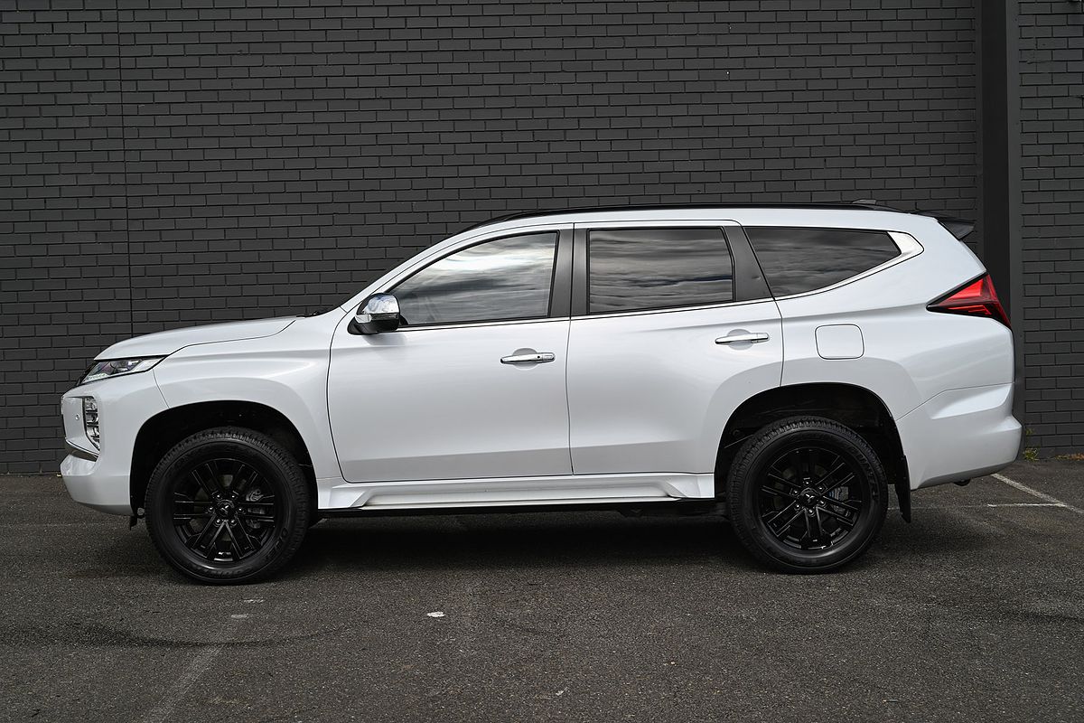 2022 Mitsubishi Pajero Sport GSR QF