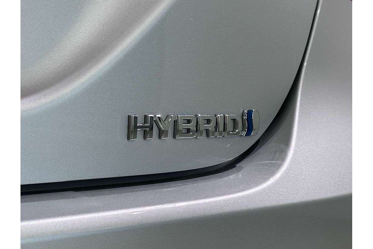 2024 Toyota Camry Ascent AXVH70R