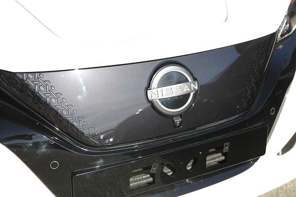 2023 Nissan LEAF ZE1
