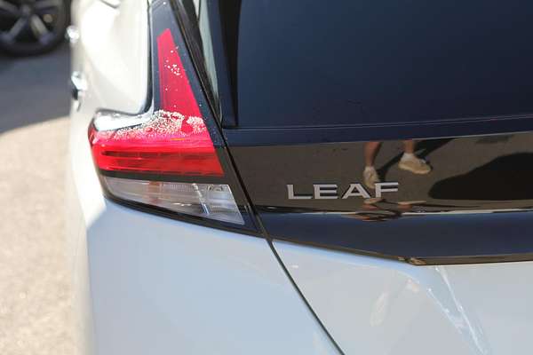 2023 Nissan LEAF ZE1