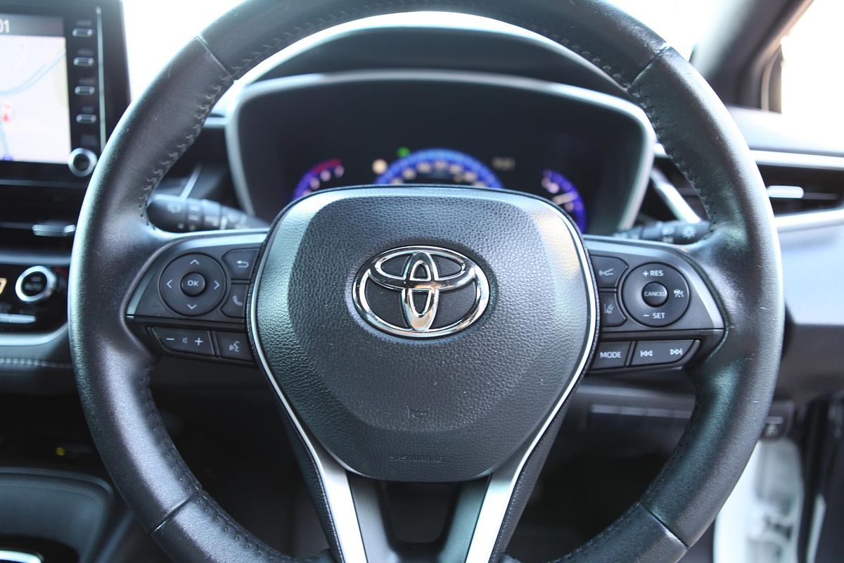 2019 Toyota Corolla ZR Hybrid ZWE211R