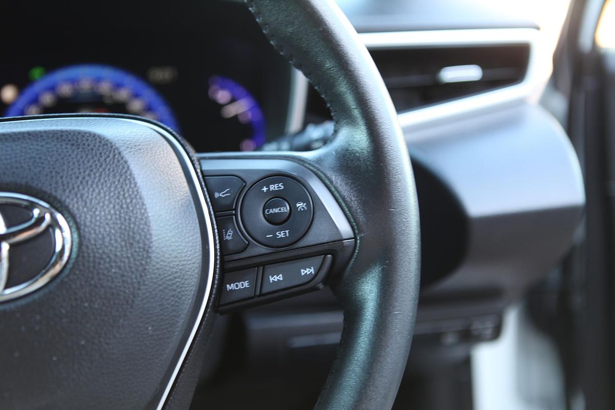 2019 Toyota Corolla ZR Hybrid ZWE211R