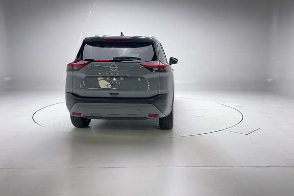 2023 Nissan X-TRAIL ST-L T33