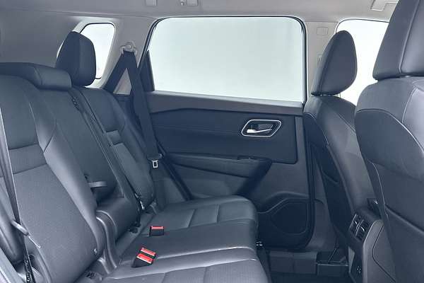 2023 Nissan X-TRAIL ST-L T33