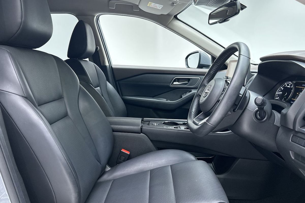 2023 Nissan X-TRAIL ST-L T33