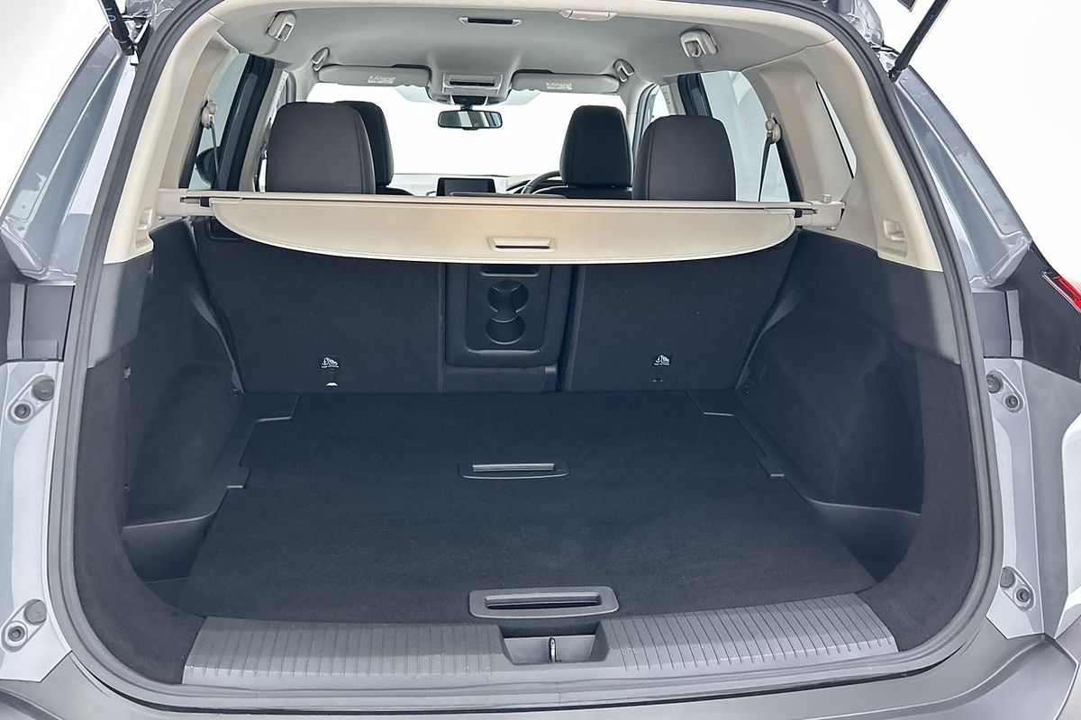 2023 Nissan X-TRAIL ST-L T33