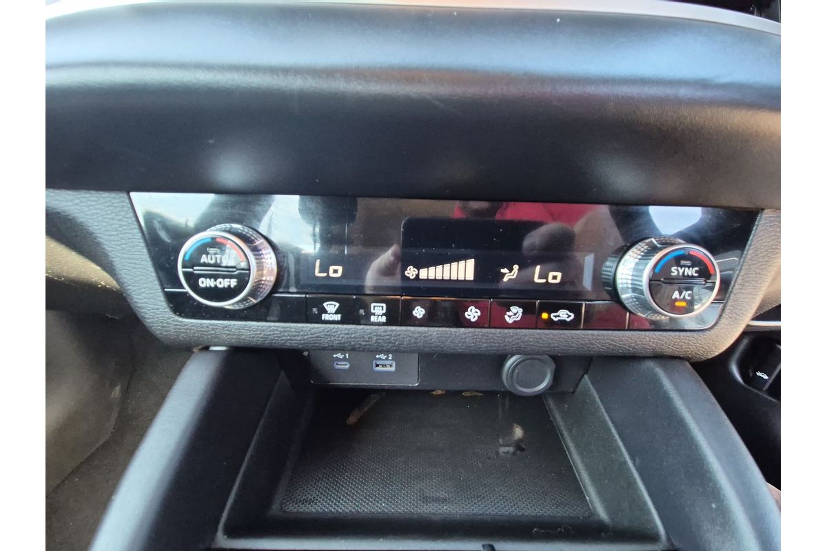 2023 Mitsubishi Outlander ES ZM