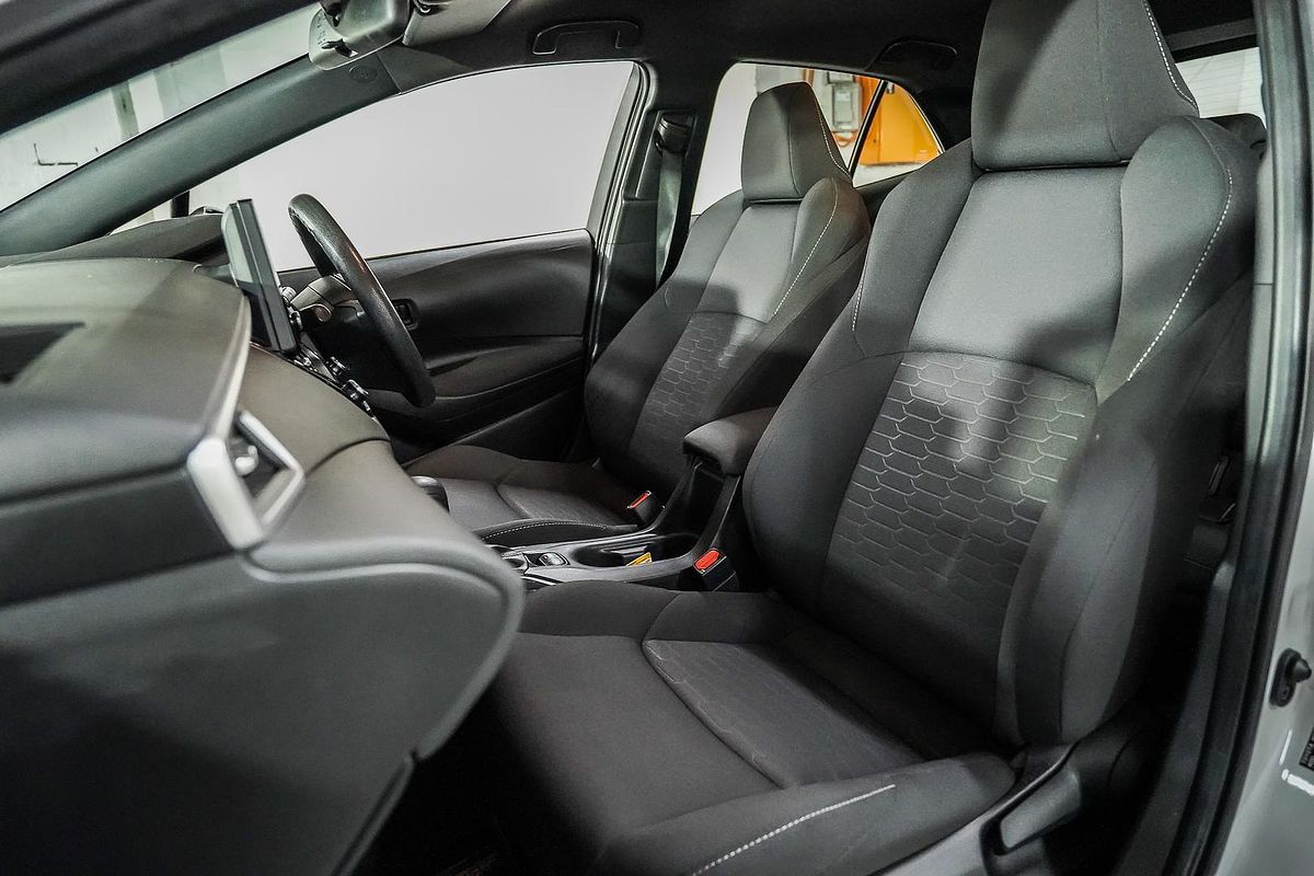 2022 Toyota Corolla Ascent Sport Hybrid ZWE211R