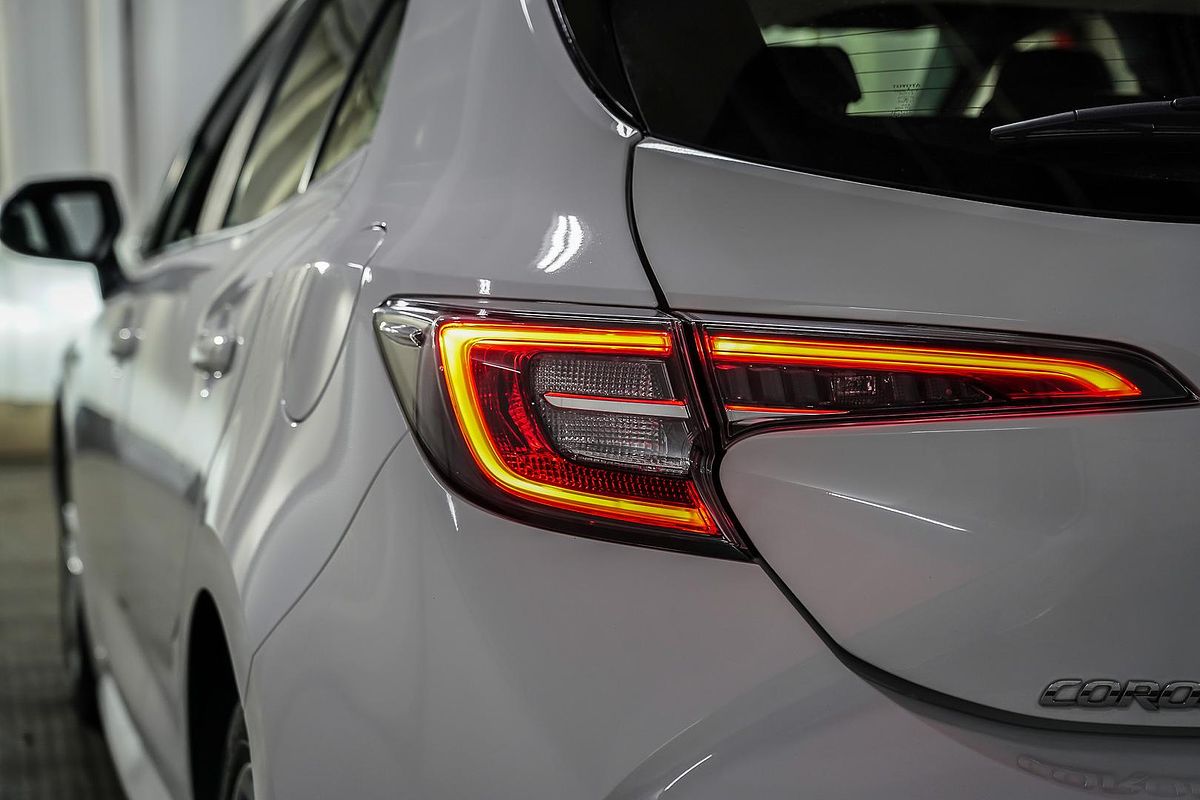 2022 Toyota Corolla Ascent Sport Hybrid ZWE211R