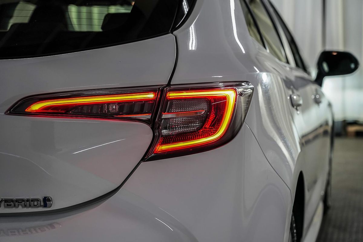 2022 Toyota Corolla Ascent Sport Hybrid ZWE211R