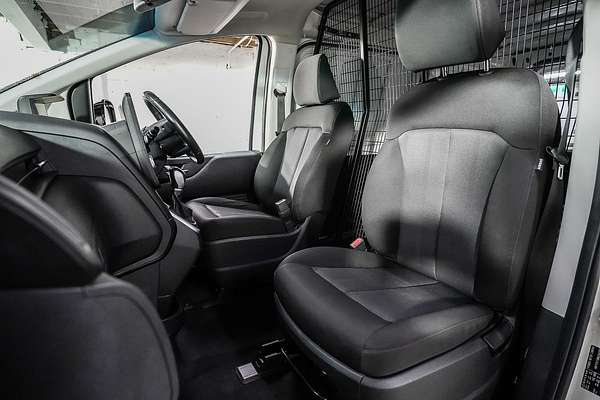2022 Hyundai STARIA LOAD US4.V1