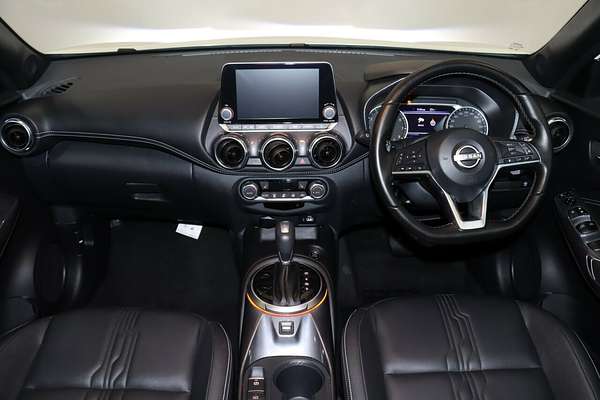 2023 Nissan JUKE ST-L F16