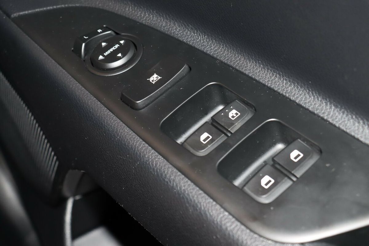2024 Kia Stonic S YB