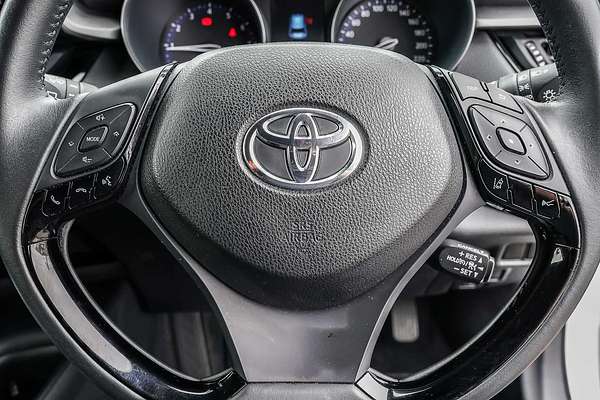 2023 Toyota C-HR GXL NGX10R