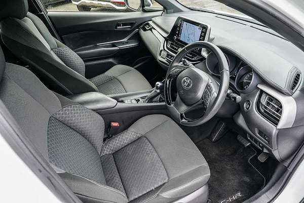 2023 Toyota C-HR GXL NGX10R