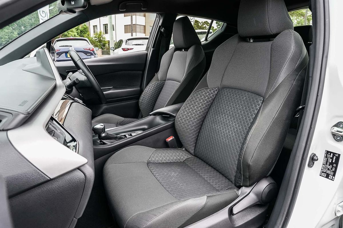 2023 Toyota C-HR GXL NGX10R