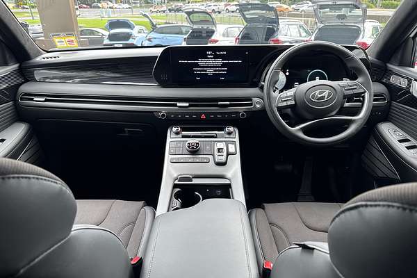 2025 Hyundai Palisade Calligraphy Black Ink LX2.V5