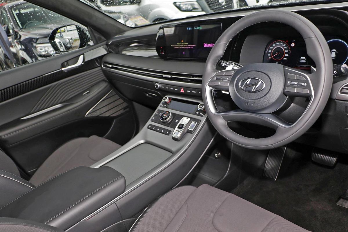 2024 Hyundai Palisade Calligraphy Black Ink LX2.V5