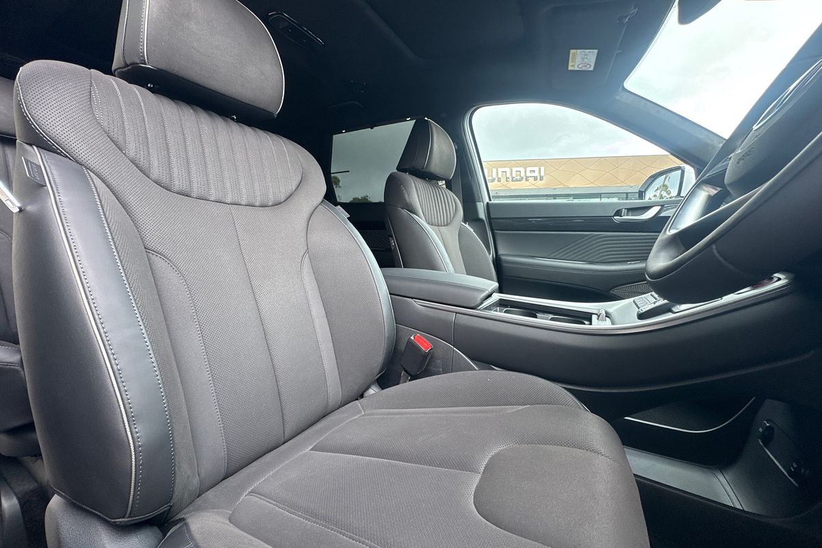 2025 Hyundai Palisade Calligraphy Black Ink LX2.V5