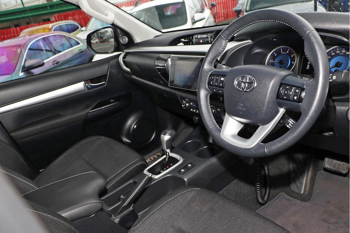 2018 Toyota Hilux SR5 GUN126R 4X4
