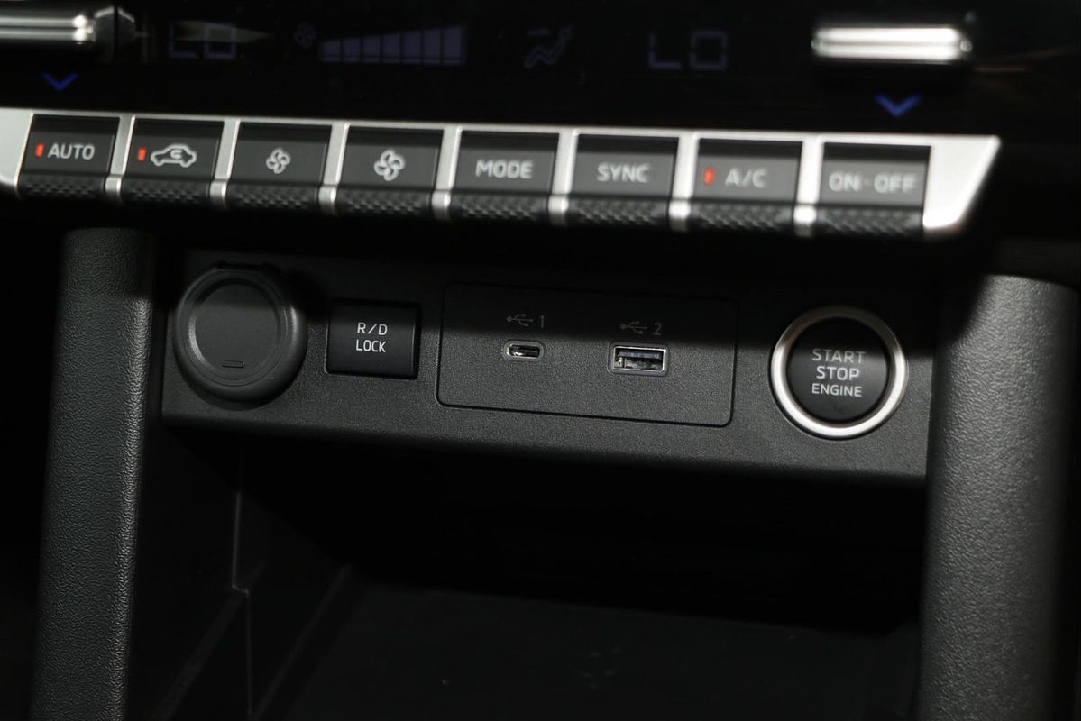 2024 Mitsubishi Triton GLS MV 4X4